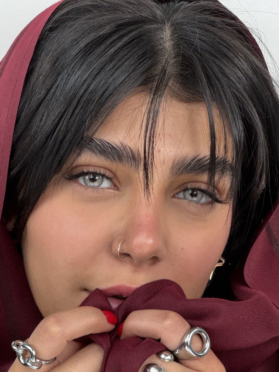 لنز جمستون مدل اشن طوسی روشن